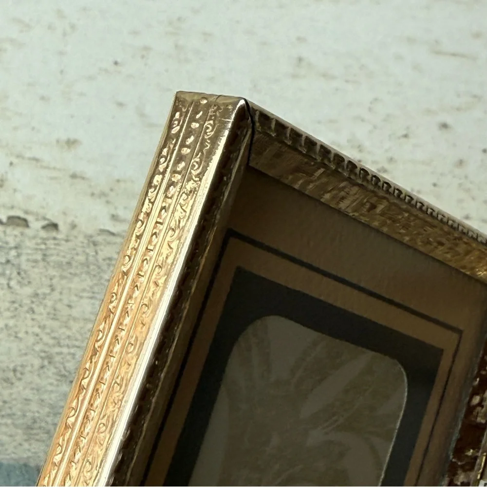 Vintage Gold Tone Bifold Hinged Metal Picture Photo Small Frame Tabletop
